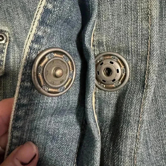ELIE TAHARI BLUE JEAN BUTTON FRONT DISTRESSED JACKET...woman’s Large - Picture 9 of 11